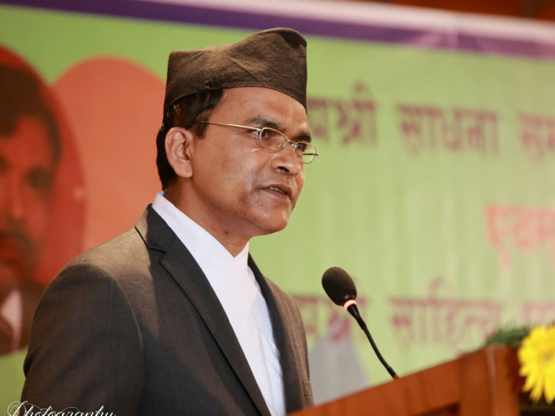चराले ठान्दाेरहेछ : मैले जे देख्छु, लेखकहरू त्याे देखिरहेका छैनन् (विश्व पाैडेलको व्याख्यानको पूर्णपाठ)